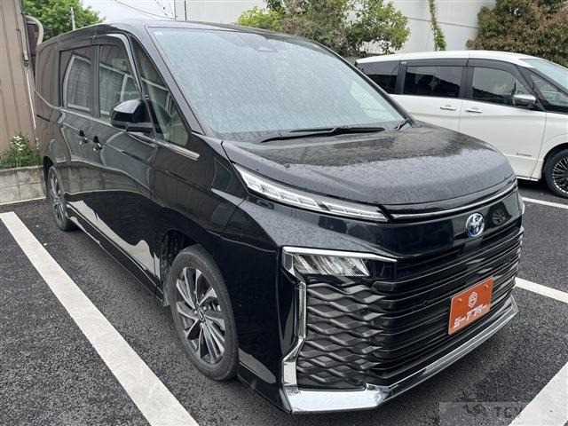 2023 Toyota Voxy