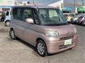 2011 Daihatsu Tanto