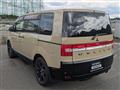 2013 Mitsubishi Delica D5