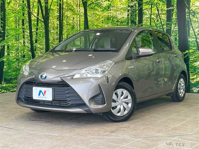 2017 Toyota Vitz