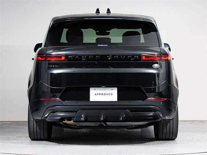 Land Rover Range Rover Sport 2023 — миниатюра 5