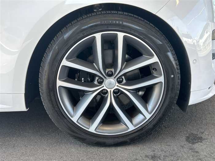 Land Rover Range Rover Sport 2024 — миниатюра 5