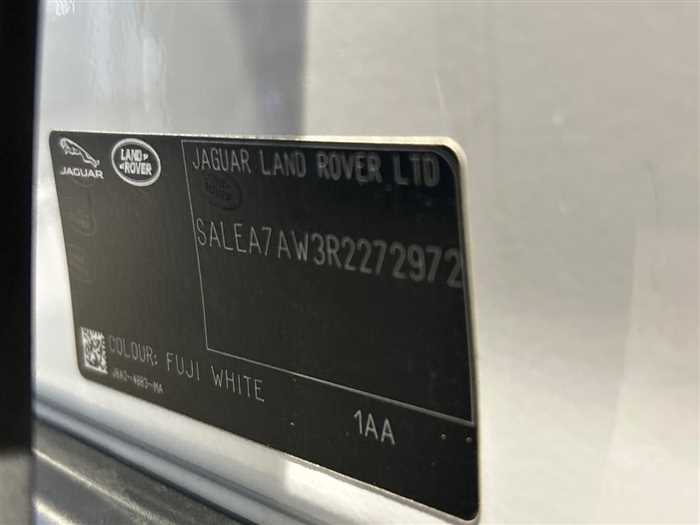 Land Rover Defender 2024 — миниатюра 2