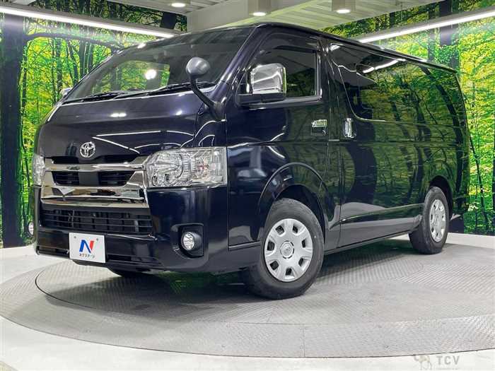 2022 Toyota Hiace Van