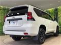 2022 Toyota Land Cruiser Prado