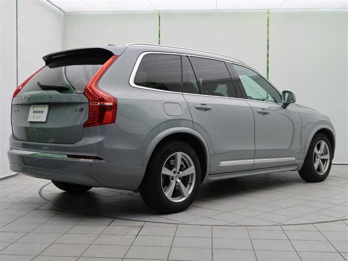 Volvo XC90 2024 — миниатюра 7