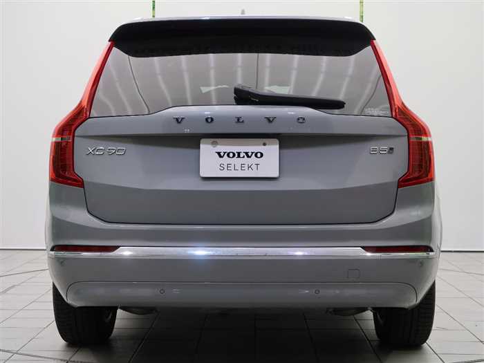 Volvo XC90 2024 — миниатюра 8