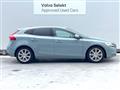 2017 Volvo V40