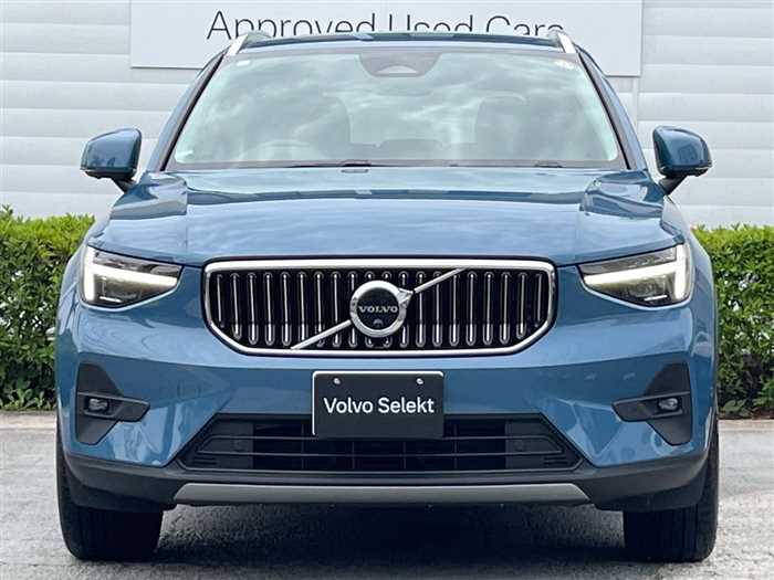 Volvo XC40 2023 — фото 9 купить в Москве