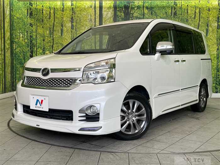 2013 Toyota Voxy