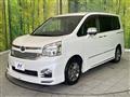 2013 Toyota Voxy