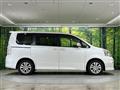 2013 Toyota Noah