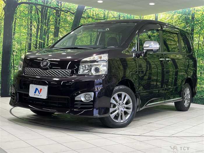 2013 Toyota Voxy