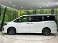 2017 Toyota Voxy
