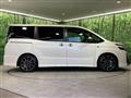 2021 Toyota Voxy