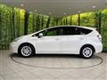 2013 Toyota PRIUS α