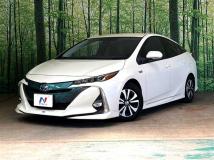 2017 Toyota Prius PHV