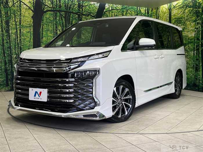 2022 Toyota Voxy