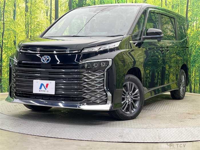 2022 Toyota Voxy