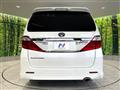 2013 Toyota Alphard