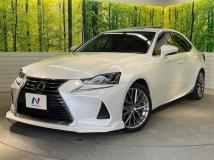 2019 Lexus IS