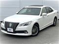 2013 Toyota Crown Hybrid
