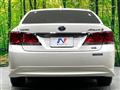 2013 Toyota Crown Hybrid