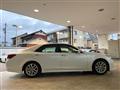 2014 Toyota Crown Hybrid