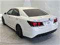 2015 Toyota Crown Hybrid