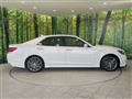 2016 Toyota Crown Hybrid