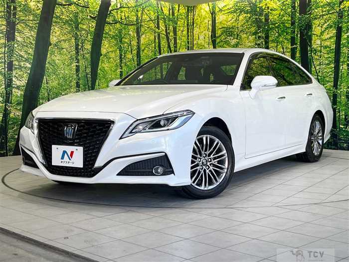 2020 Toyota Crown Hybrid