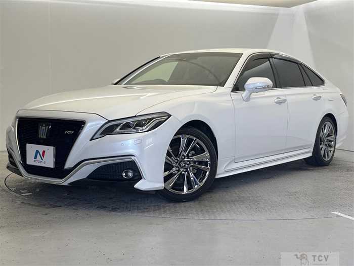 2022 Toyota Crown Hybrid