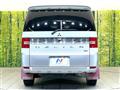 2016 Mitsubishi Delica D5
