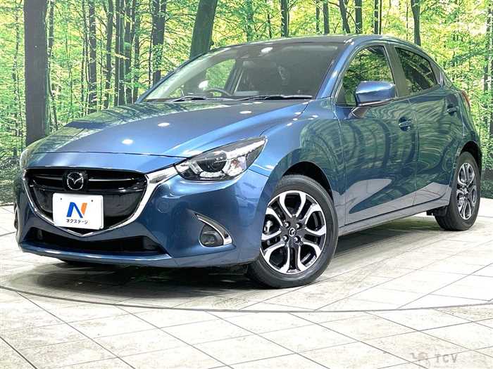 2017 Mazda Demio