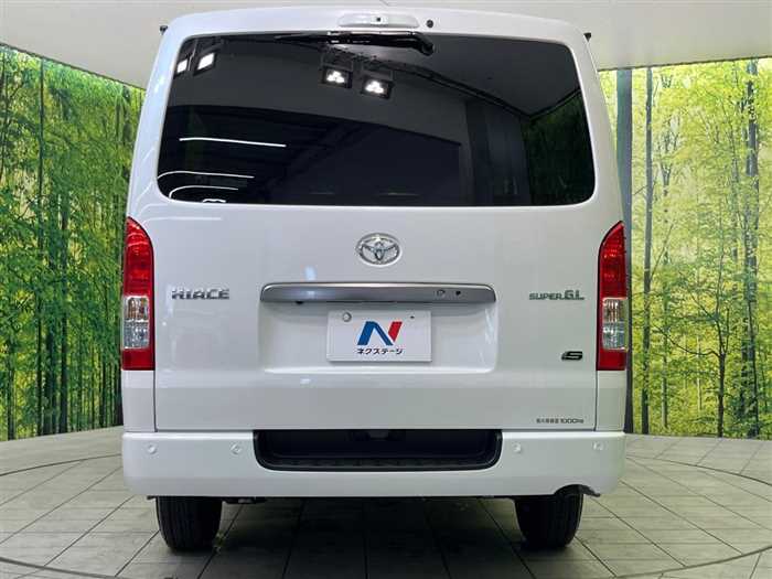 Toyota Hiace Van 2026 — фото 11 купить в Москве