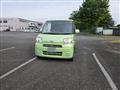 2011 Daihatsu Tanto