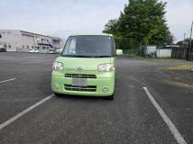 2011 Daihatsu Tanto