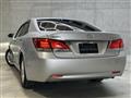 2017 Toyota Crown