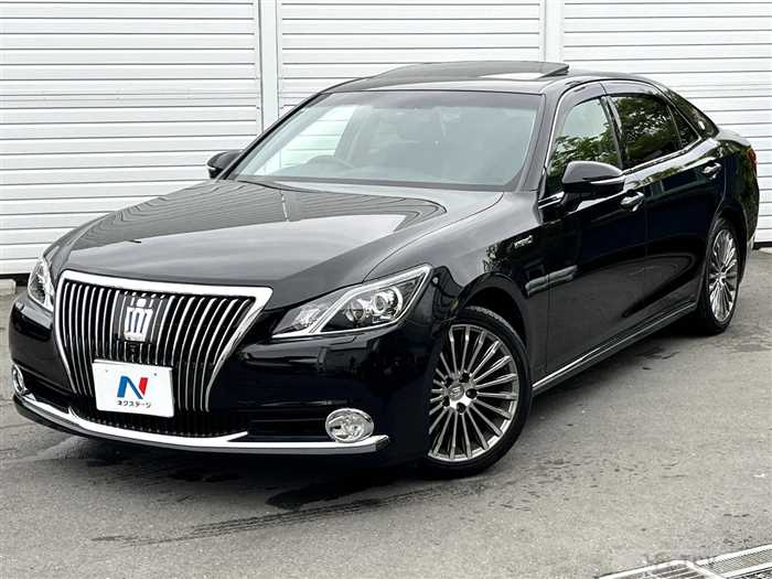 2016 Toyota Crown Majesta