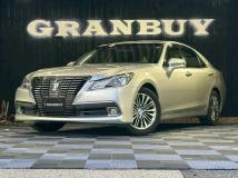 2013 Toyota Crown