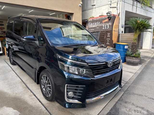 2014 Toyota Voxy