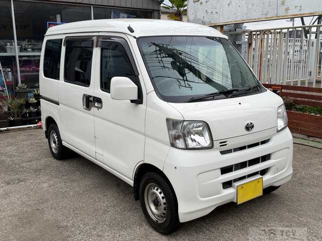 2017 Daihatsu Hijet Cargo