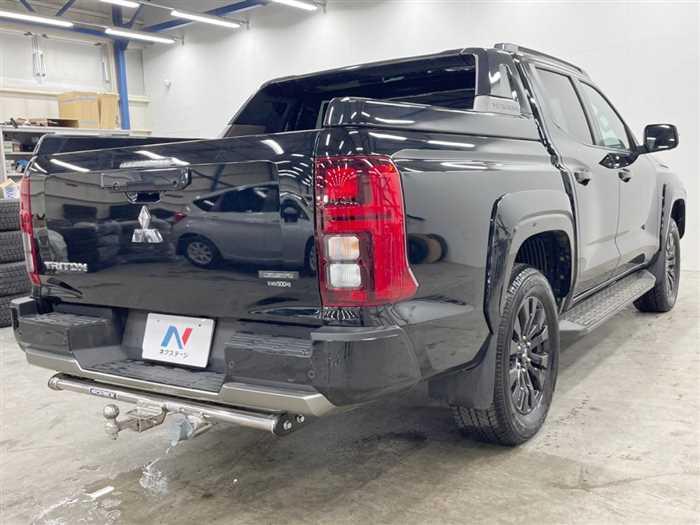 Mitsubishi Triton 2024 — миниатюра 8
