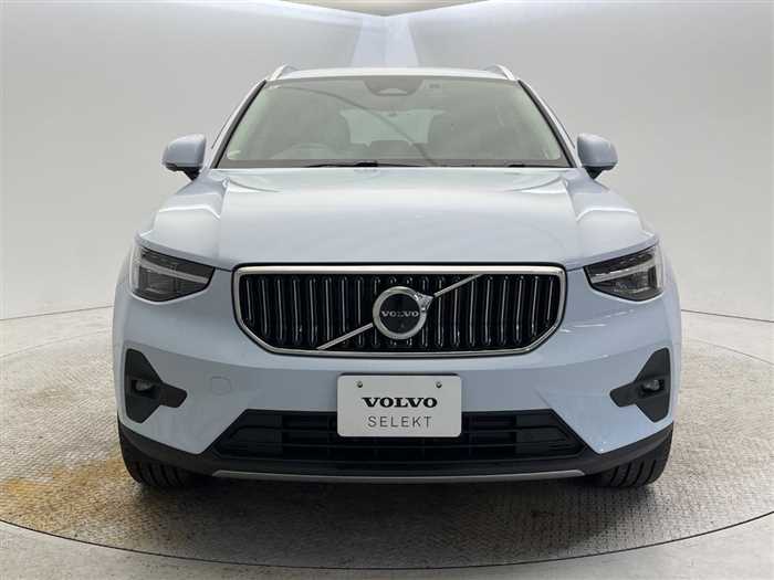 Volvo XC40 2024 — фото 10 купить в Москве