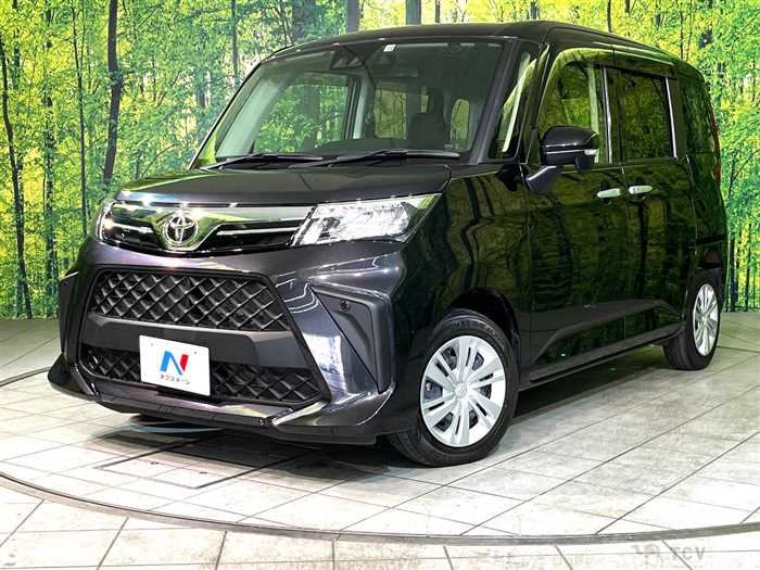 2022 Toyota Roomy