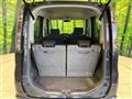 2011 Nissan ROOX