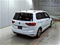 2016 Volkswagen Golf Touran