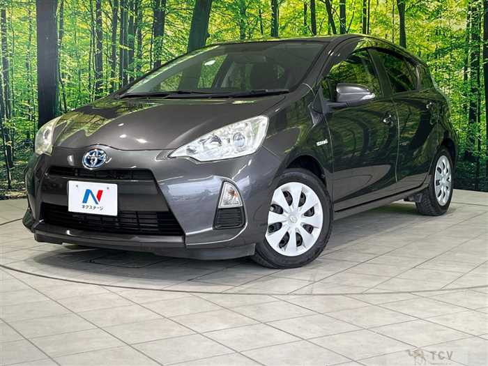 2012 Toyota AQUA