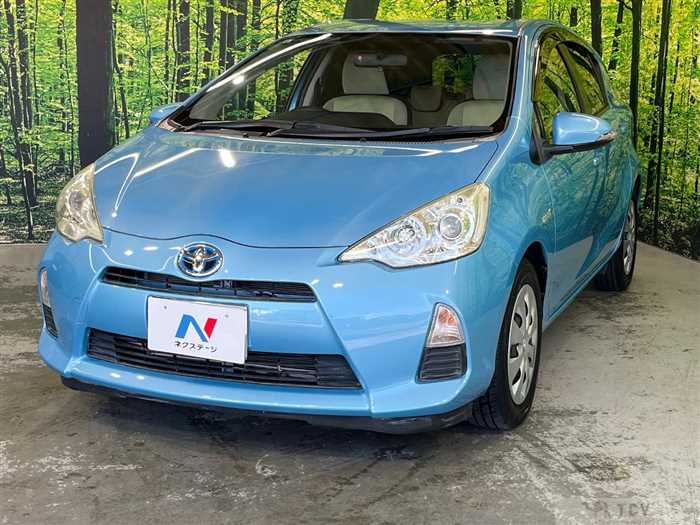 2013 Toyota AQUA
