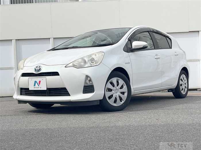 2013 Toyota AQUA
